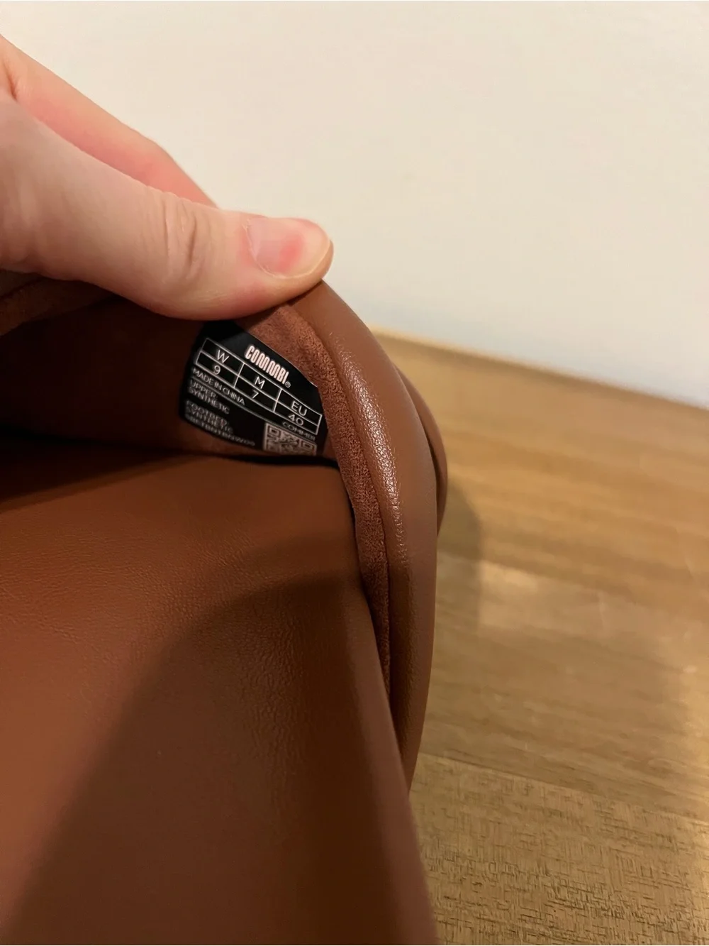 Commbi Softie Slide Unisex Size 9 Tobacco Brown Vegan Leather $180 D
